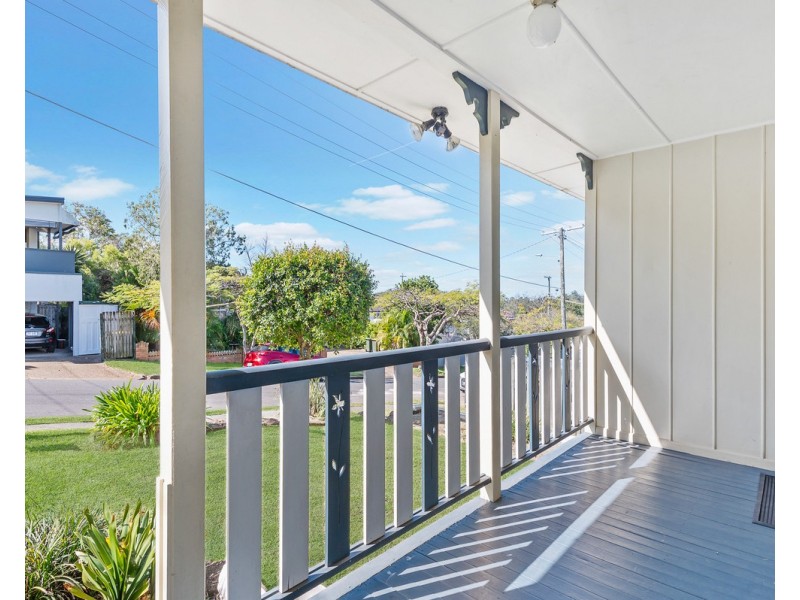 8 Eastbourne Street, Chermside West QLD 4032