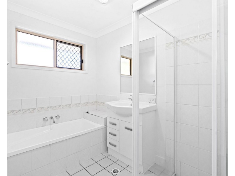 132 Silkyoak Circuit, Fitzgibbon QLD 4018