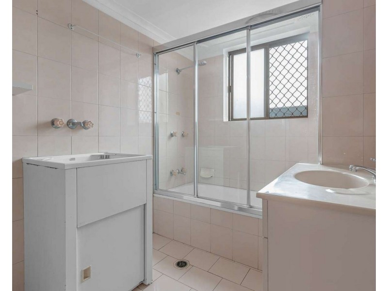 2/11 Pilba Street, Chermside QLD 4032