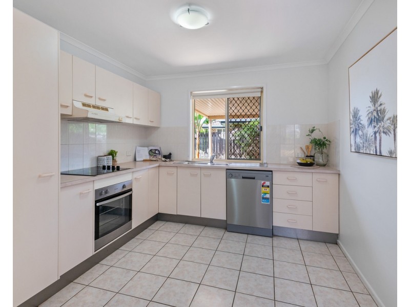 6 Hibiscus Circuit, Fitzgibbon QLD 4018