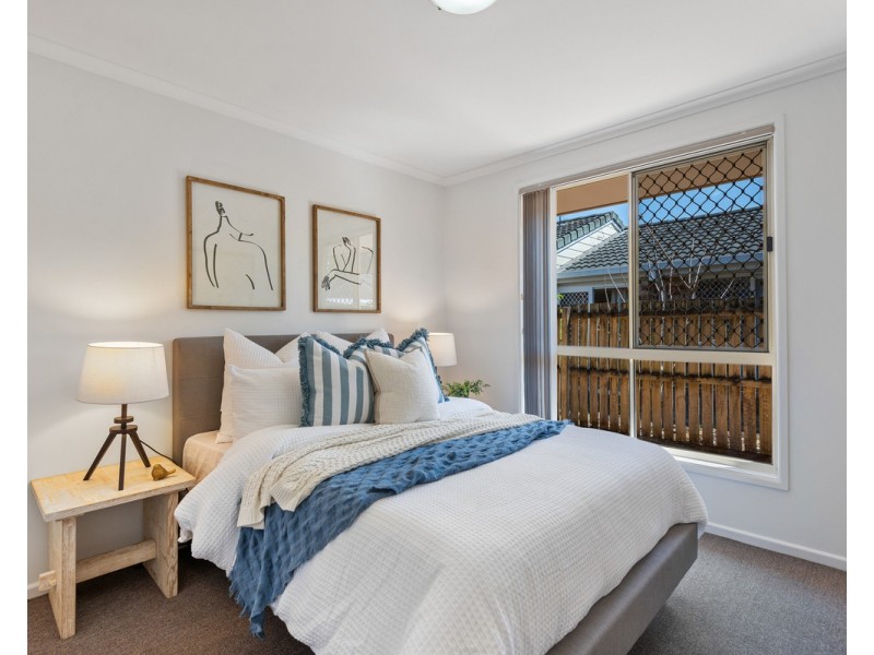 6 Hibiscus Circuit, Fitzgibbon QLD 4018