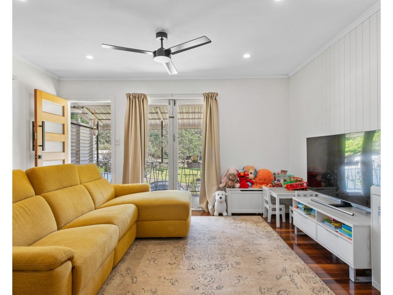 43 Cranbourne Street, Chermside West QLD 4032