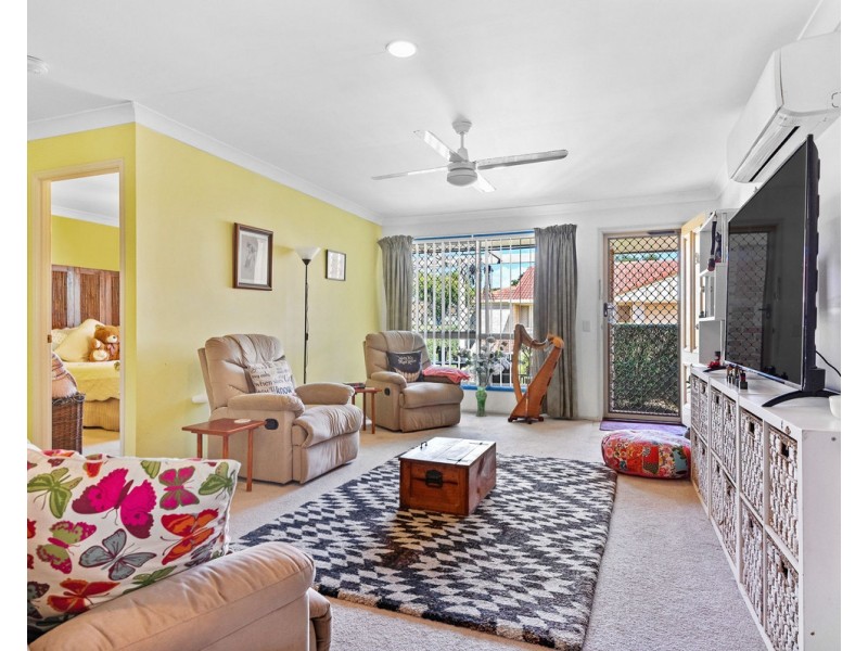 6/9 Lavender Place, Fitzgibbon QLD 4018