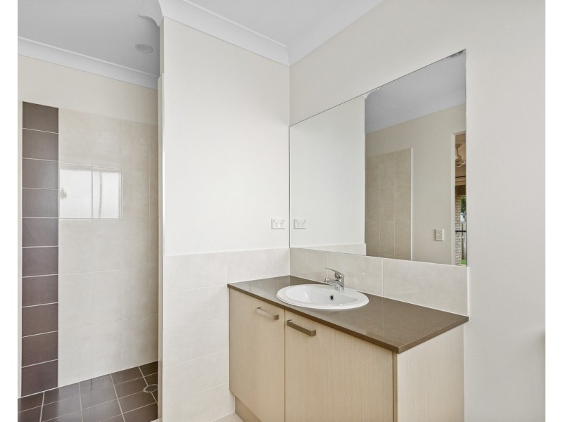 27 Ginger Crescent, Griffin QLD 4503