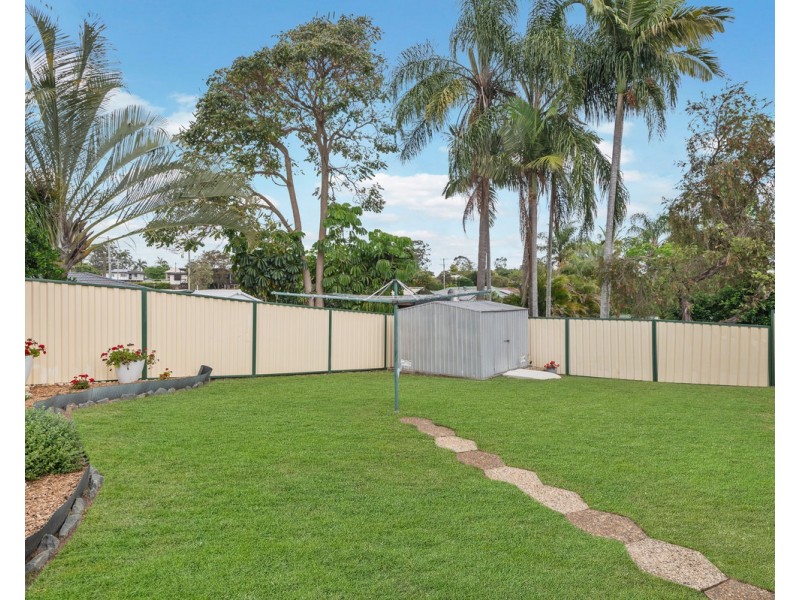 3 Eyre Avenue, Petrie QLD 4502