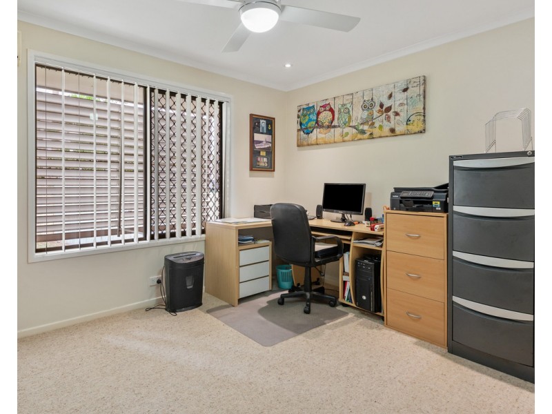 3 Eyre Avenue, Petrie QLD 4502