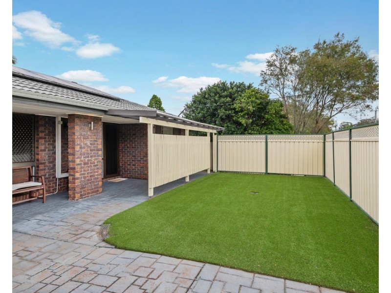 3 Eyre Avenue, Petrie QLD 4502