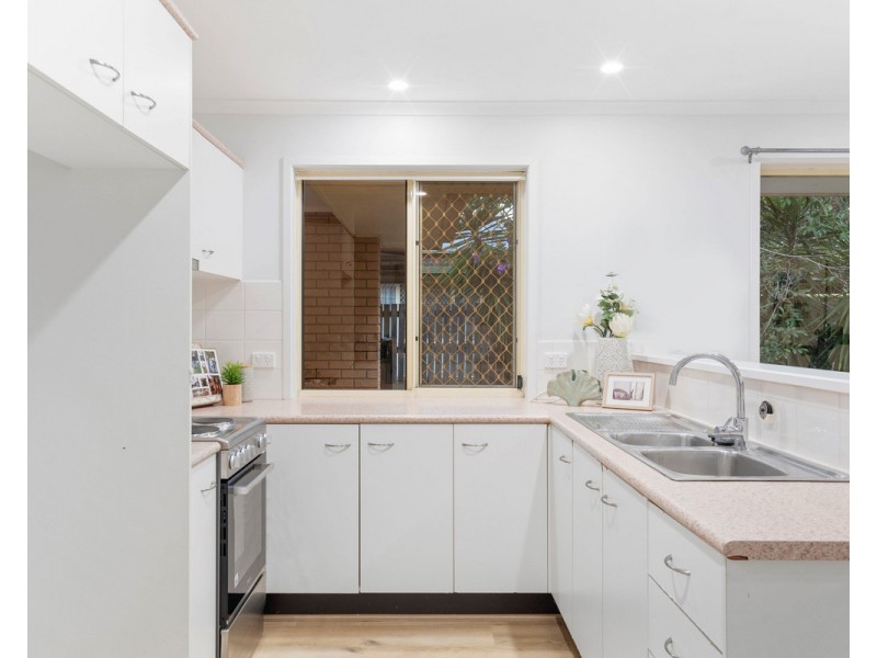 28 Walton Cresent, Murrumba Downs QLD 4503