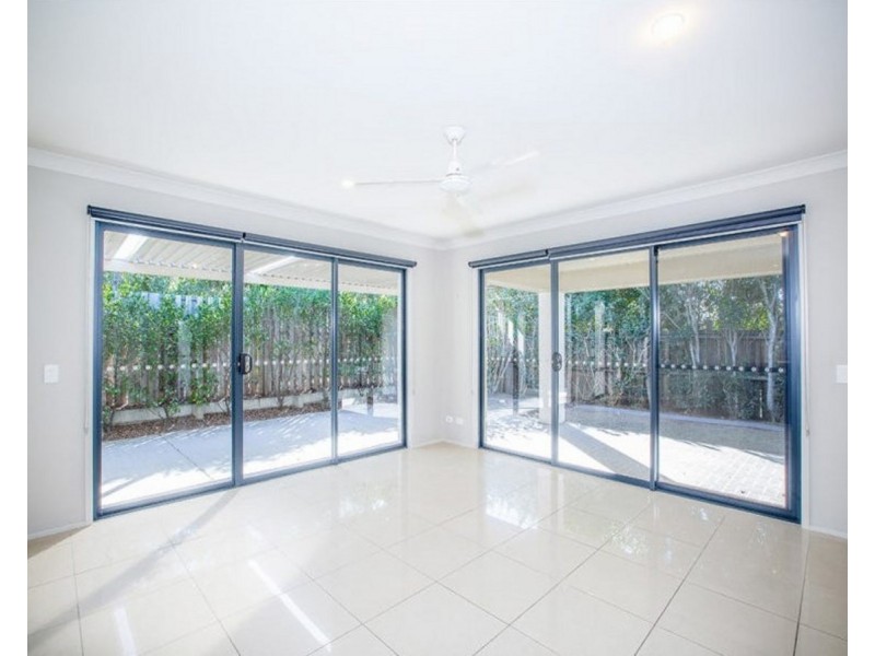1 Waterlily Circuit, Carseldine QLD 4034