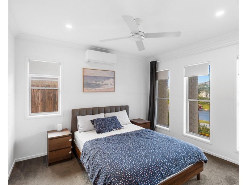34 CRAWFORD Street, Strathpine QLD 4500