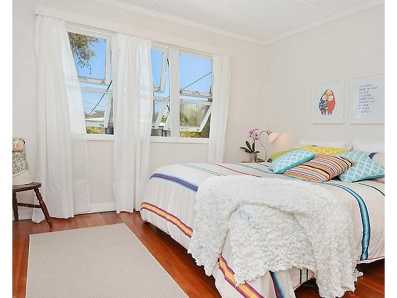 15 Dulendella Street, Zillmere QLD 4034