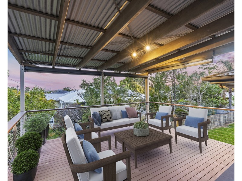 18 Alleena Street, Chermside QLD 4032