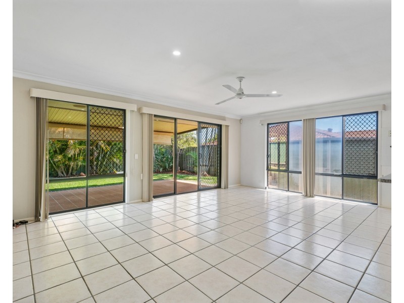 10 Regent Close, Taigum QLD 4018