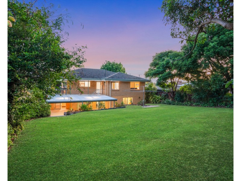 33 Kanofski Street, Chermside West QLD 4032