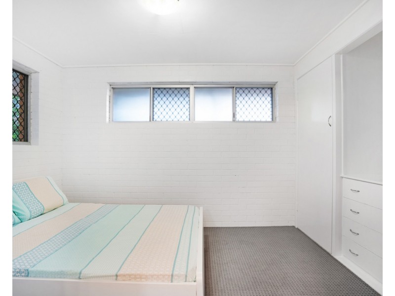 33 Kanofski Street, Chermside West QLD 4032