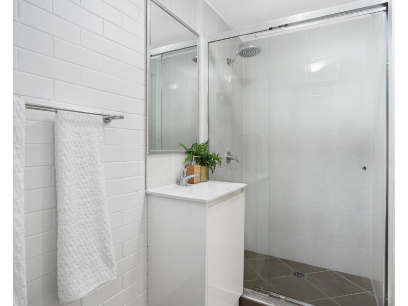 33 Kanofski Street, Chermside West QLD 4032