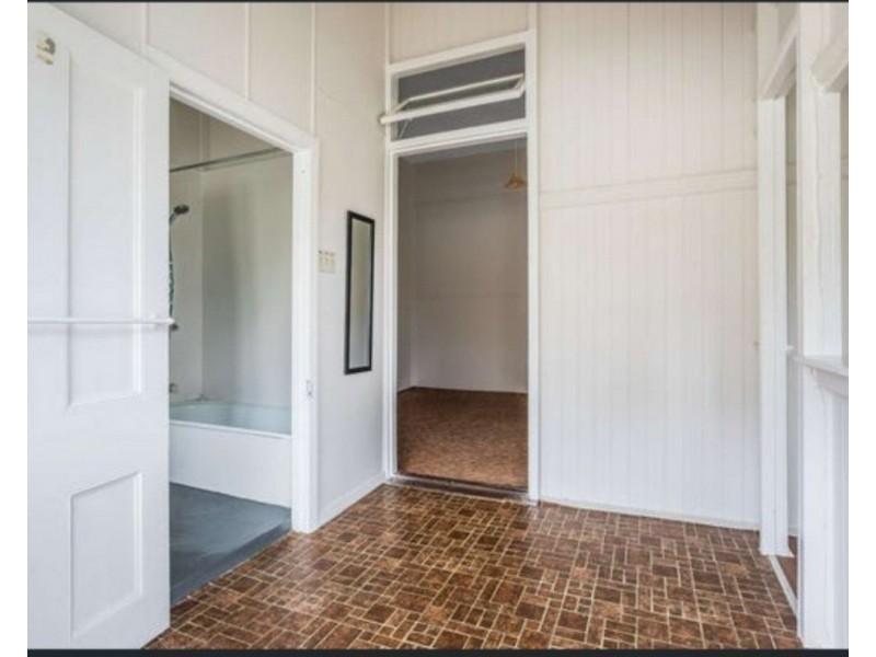 2/55 Adamson Street, Wooloowin QLD 4030