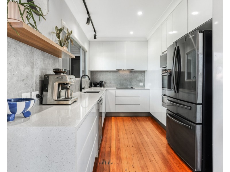 9 Ronmack Street, Chermside QLD 4032