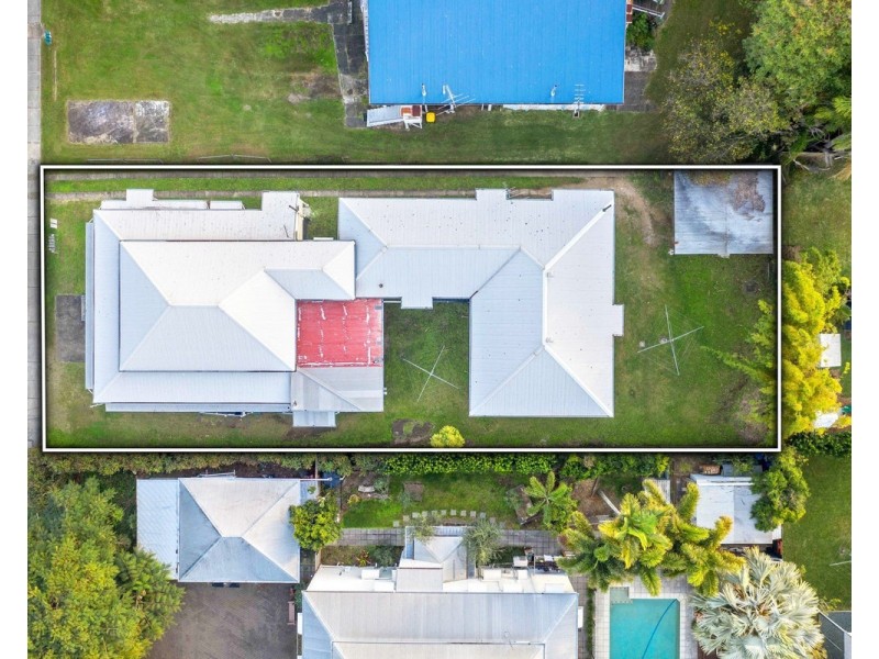 24 Sixth Avenue, Sandgate QLD 4017