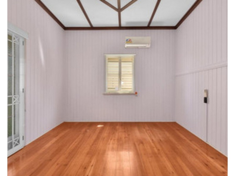 22 Jackson Street, Hamilton QLD 4007