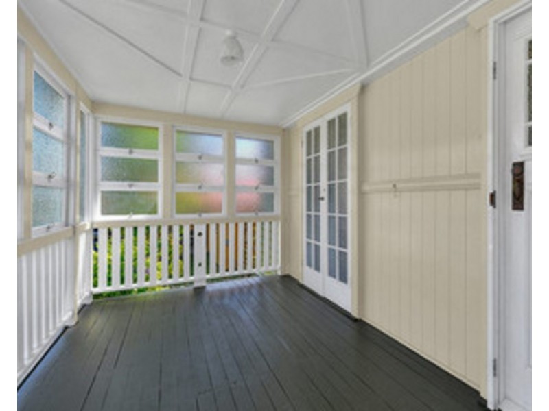 22 Jackson Street, Hamilton QLD 4007