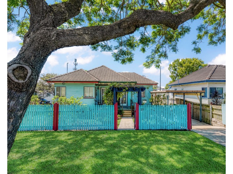 25 Gladstone Street, Brighton QLD 4017