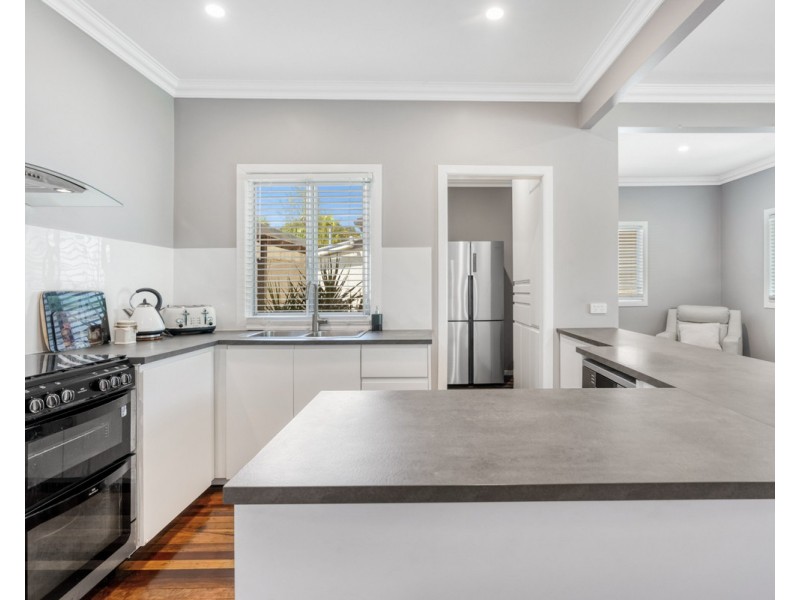 25 Gladstone Street, Brighton QLD 4017