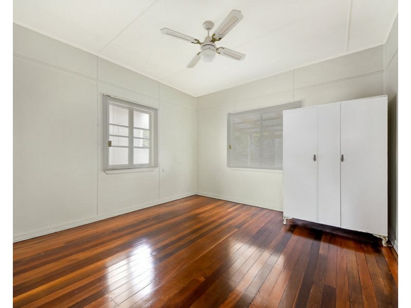 24 Slater Avenue, Lawnton QLD 4501