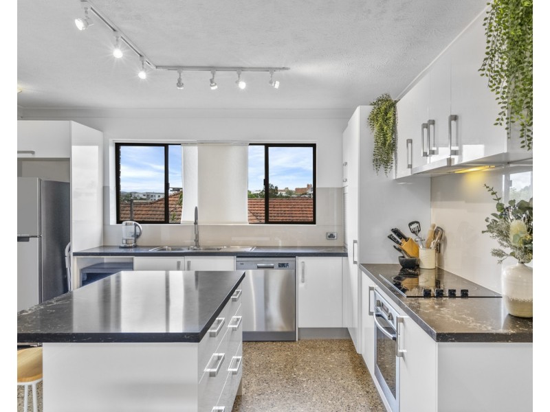 4/32 Kuran Street, Chermside QLD 4032