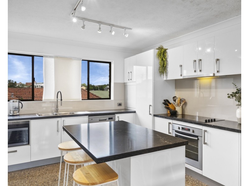 4/32 Kuran Street, Chermside QLD 4032