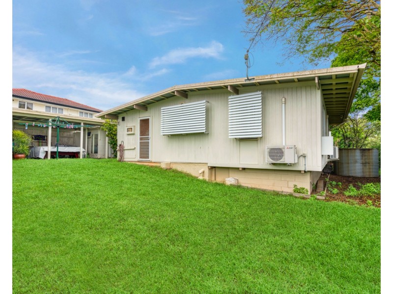 2 Dugald Street, Aspley QLD 4034