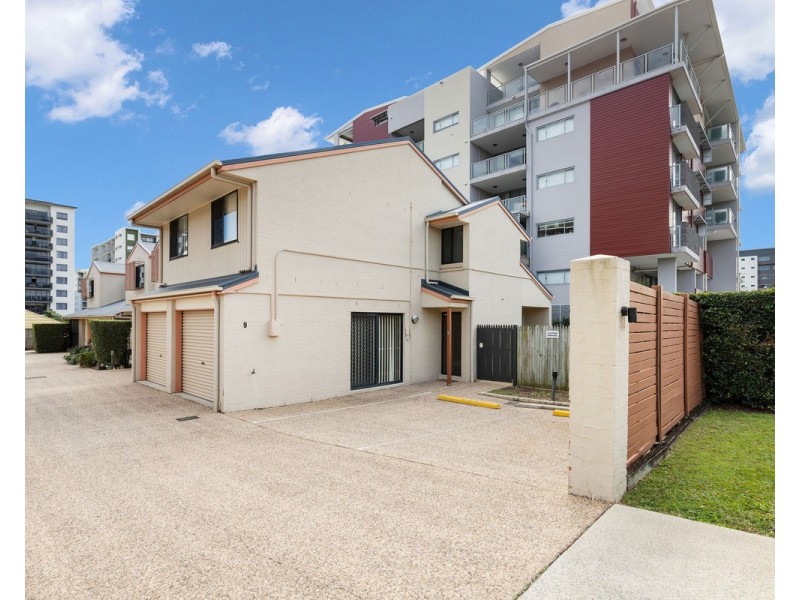 9/23 Kingsmill Street, Chermside QLD 4032