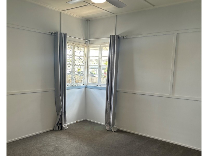 29 Sutton Avenue, Sandgate QLD 4017