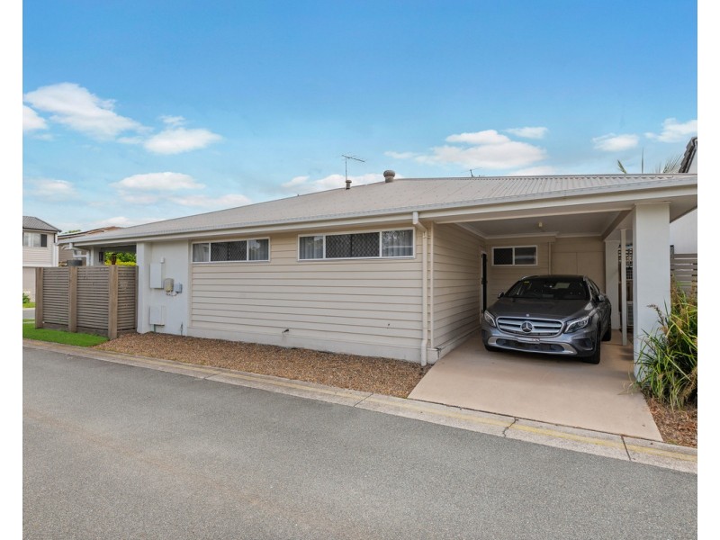 52 Hinchinbrook Avenue, Fitzgibbon QLD 4018