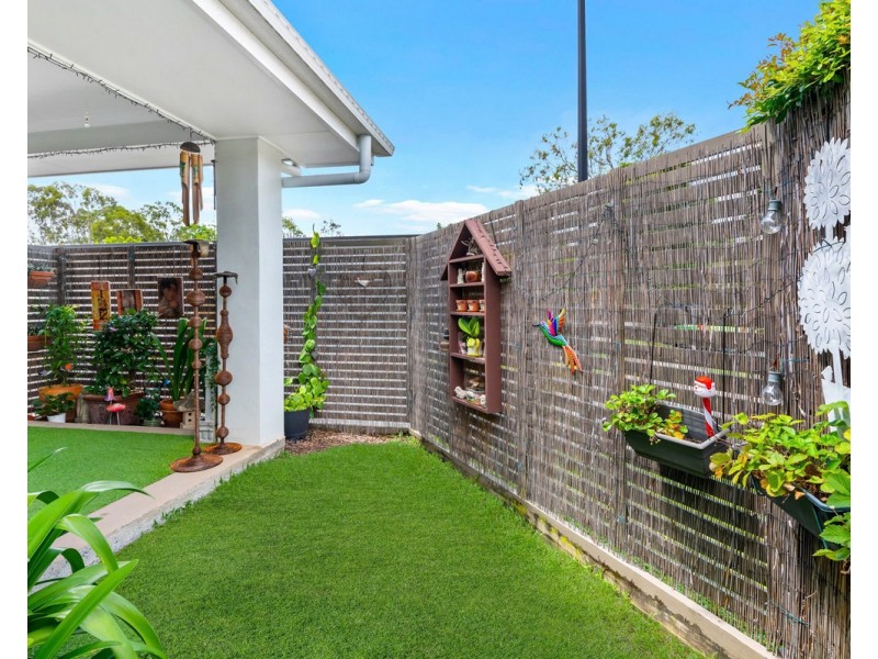 52 Hinchinbrook Avenue, Fitzgibbon QLD 4018