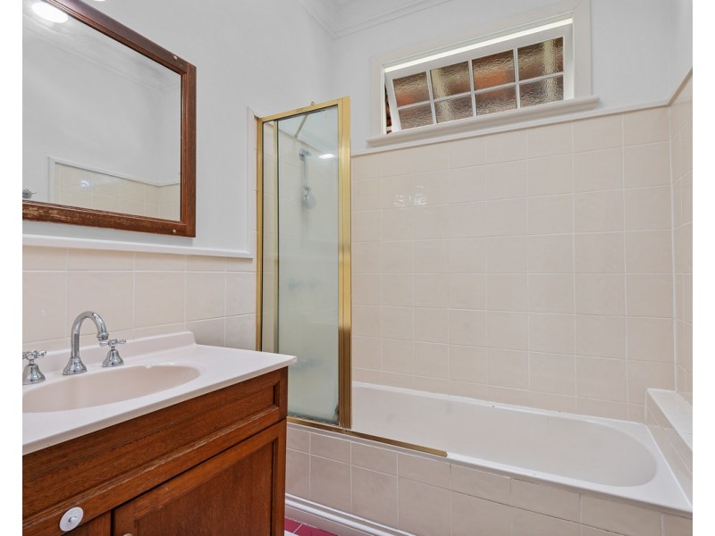 44 Harris Street, Windsor QLD 4030