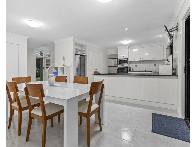 15 Minnelli Place, Mcdowall QLD 4053