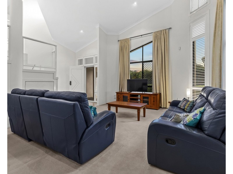 15 Minnelli Place, Mcdowall QLD 4053