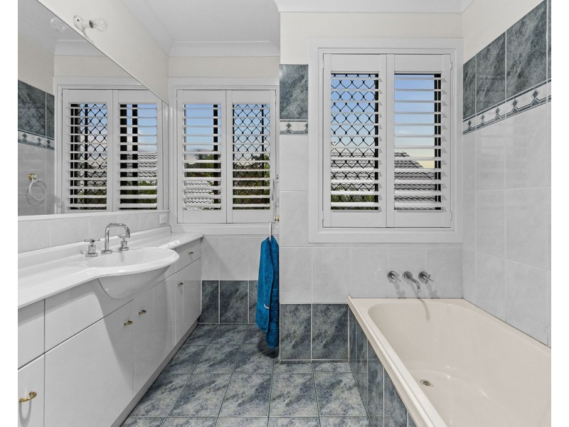 15 Minnelli Place, Mcdowall QLD 4053