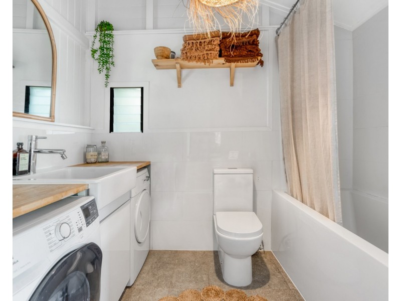 686 Hamilton Road, Chermside West QLD 4032