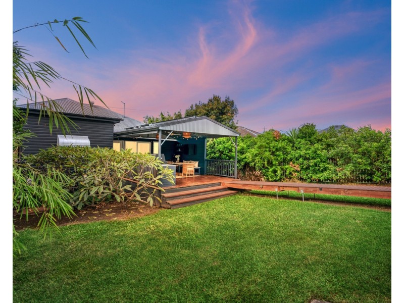 686 Hamilton Road, Chermside West QLD 4032