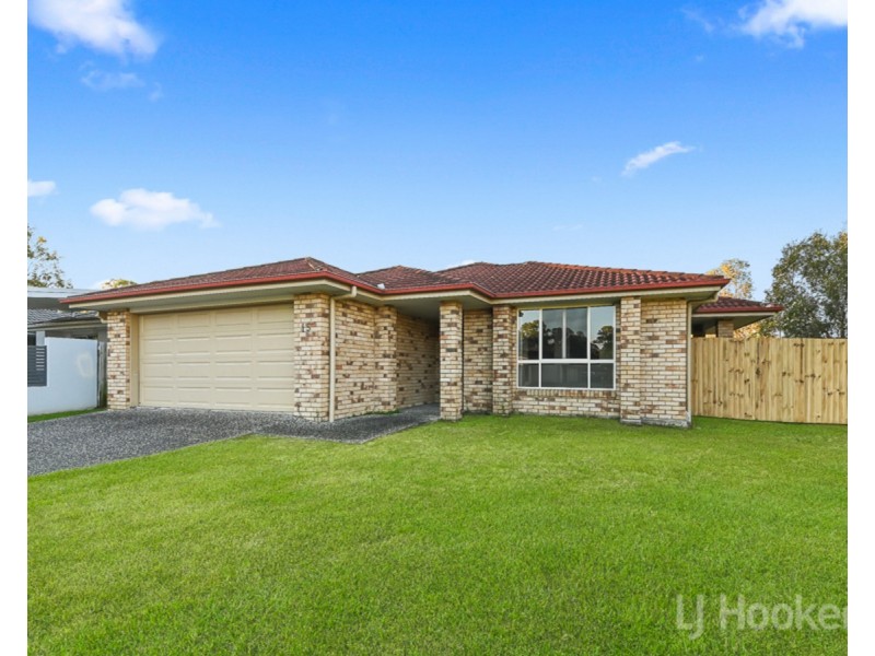 15 Fabian Place, Bracken Ridge QLD 4017