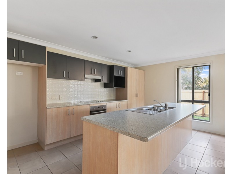 15 Fabian Place, Bracken Ridge QLD 4017