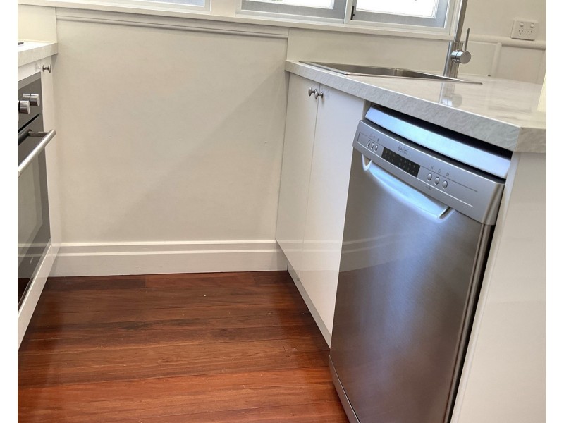 7 Esdale Street, Wavell Heights QLD 4012