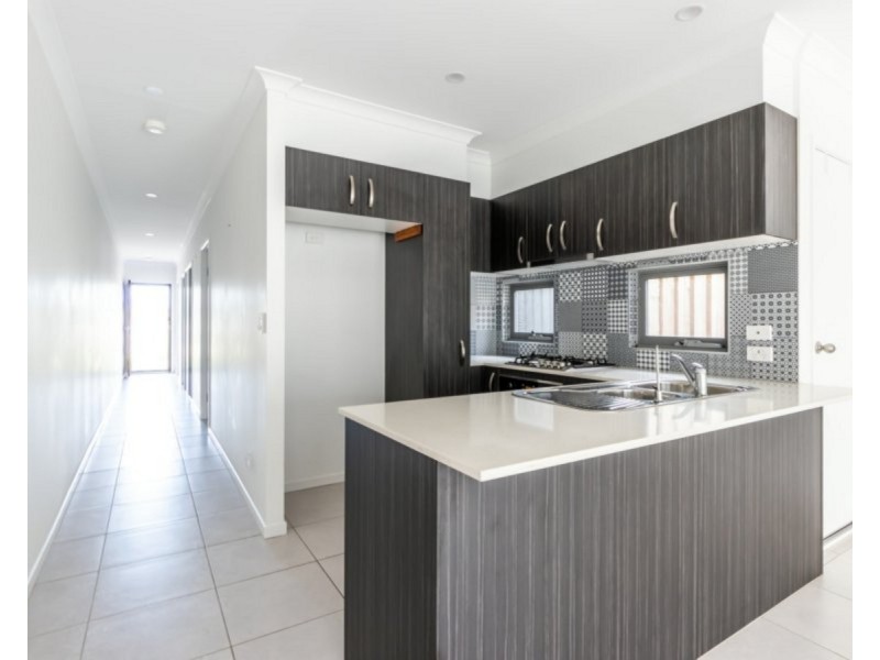 135 Macqaurie Circuit, Fitzgibbon QLD 4018