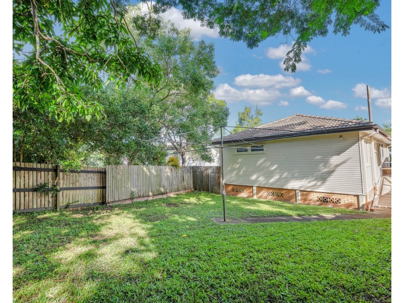 52 Kolora Crescent, Ferny Hills QLD 4055