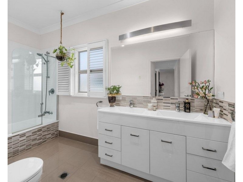 53 Thompson Street, Zillmere QLD 4034