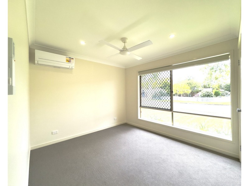 15 Dean Street, Bray Park QLD 4500