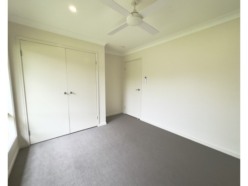 15 Dean Street, Bray Park QLD 4500