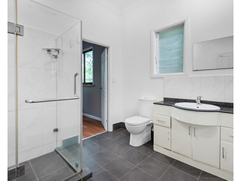 271 Richmond Road, Morningside QLD 4170